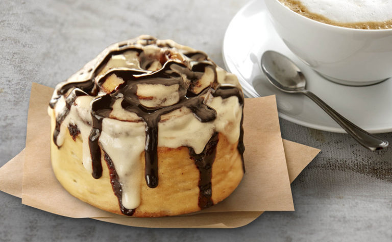 六本木の空いてるカフェ シナボン／シアトルズベストコーヒー 六本木店（CINNABON）のミニチョコボン