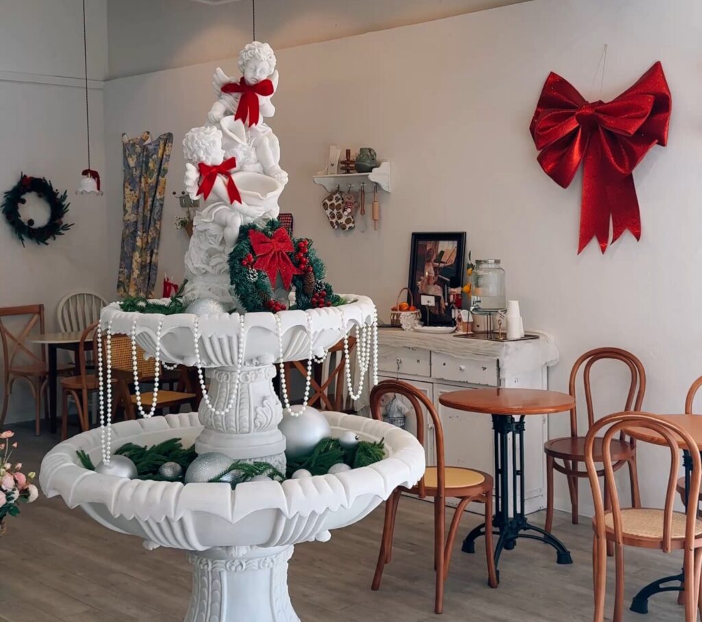 ダルコムハダの韓国な内装