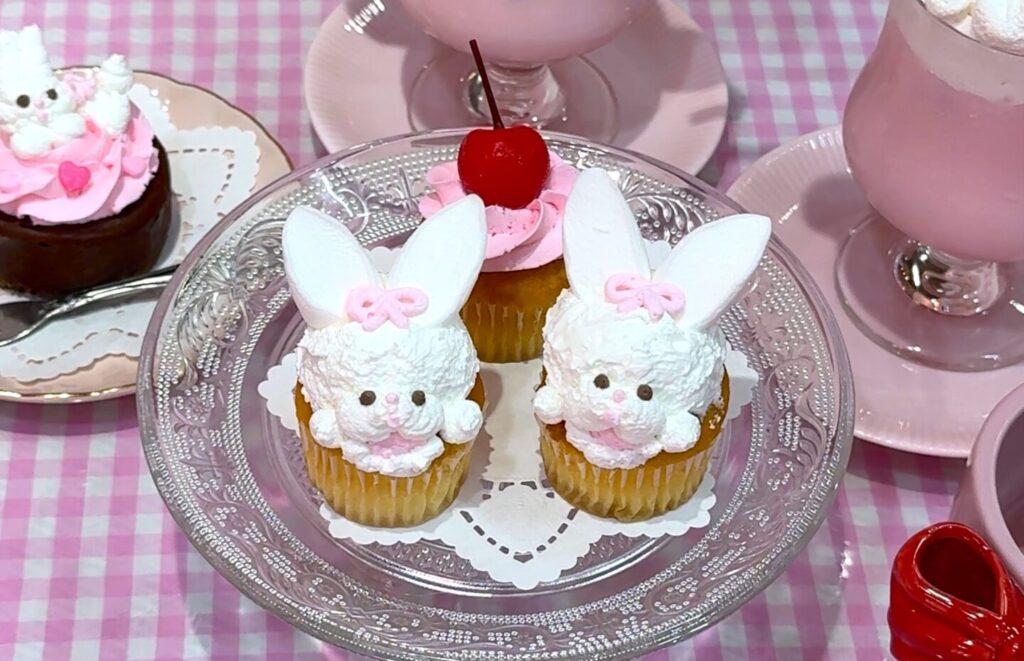 HIROMAN’S COFFEEのうさちゃんピンクメニュー