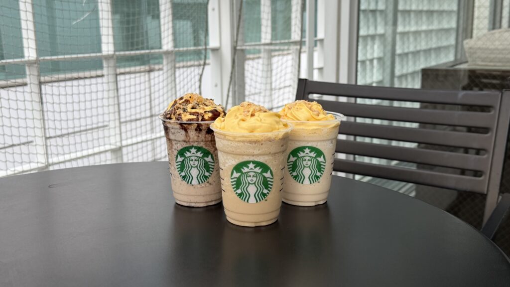 スターバックス新作　シュークリームフラペチーノのカスタム3種