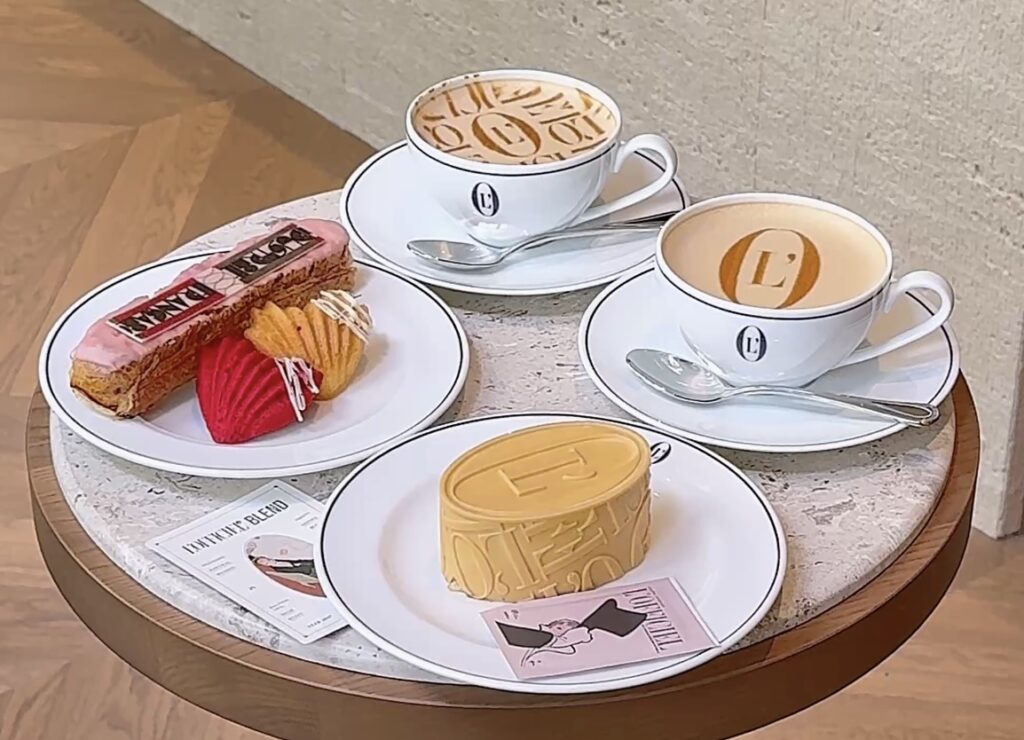 ロフィシャルコーヒーのカフェメニュー